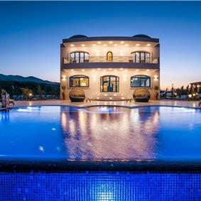6 bedroom luxury villa with pool near Agia Pelagia, sleeps 12